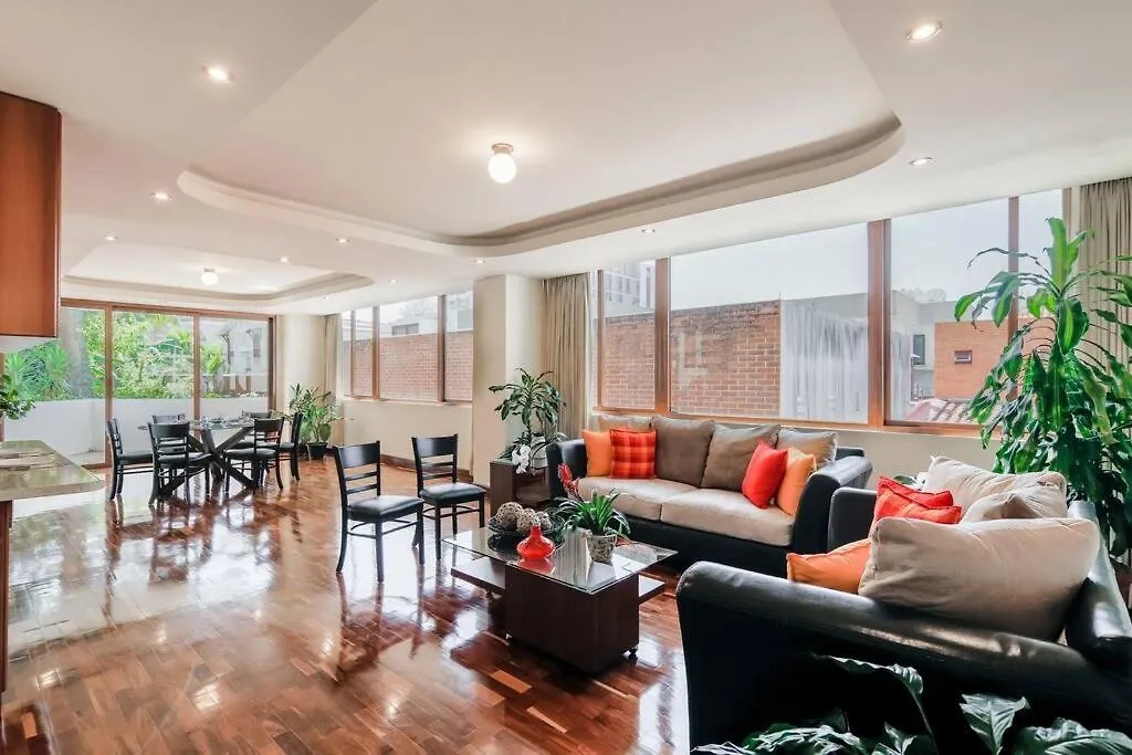 Dp1, Spacious & Bright Flat, 4 Mins To Cayala Guatemala City Apartment
