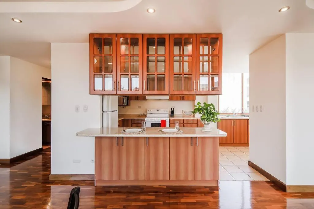 Dp1, Spacious & Bright Flat, 4 Mins To Cayala Guatemala City 0*,  Guatemala