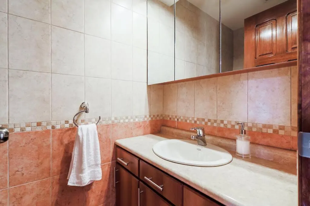 Apartment Dp1, Spacious & Bright Flat, 4 Mins To Cayala Guatemala City
